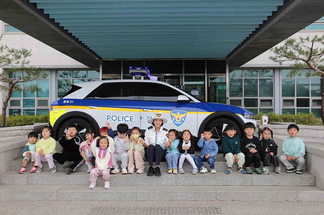 우주어린이집 원아들, 동해경찰서 방문-IMG_26534
